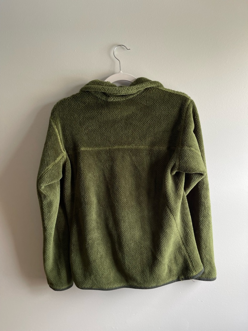Patagonia Women's Re-Tool Snap-T Fleece Pullover Olive - Picture 7 of 7